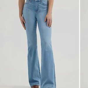 Women's Wrangler Bespoke High Rise Flare Jean in Harmony